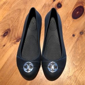 Last chance! Donating soon! Black Croc Flats 🖤